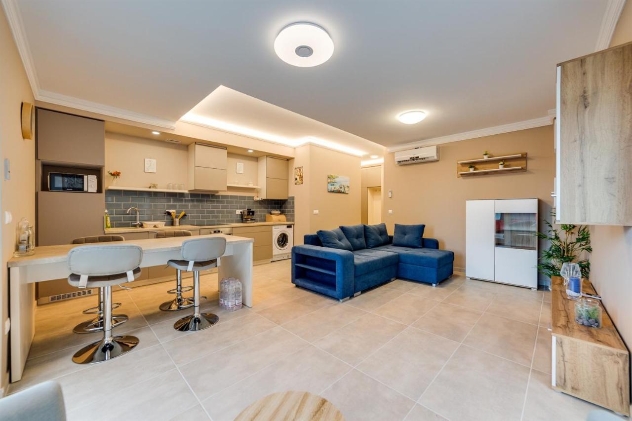 Forest Foeldvar Apartmanok By Bltn Balatonfoldvar Exterior photo
