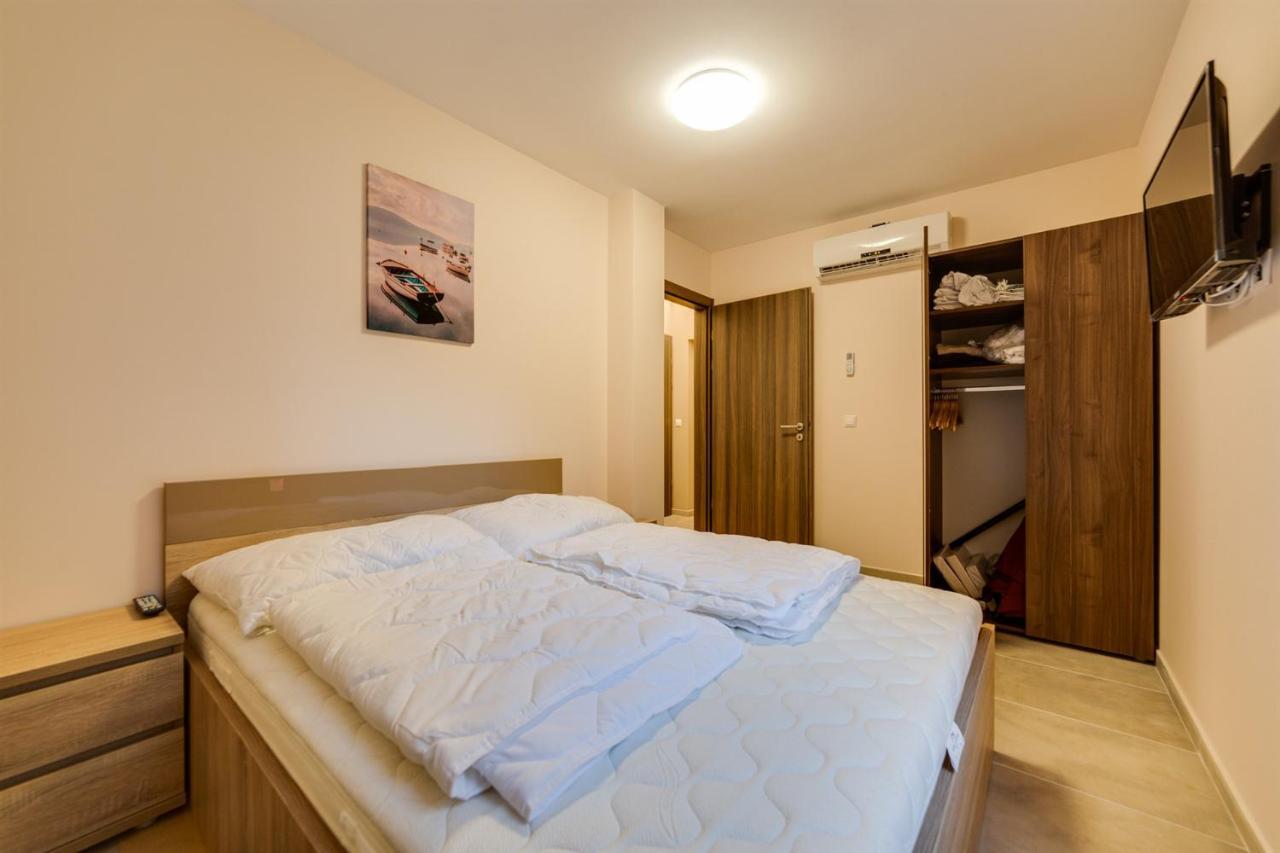 Forest Foeldvar Apartmanok By Bltn Balatonfoldvar Exterior photo
