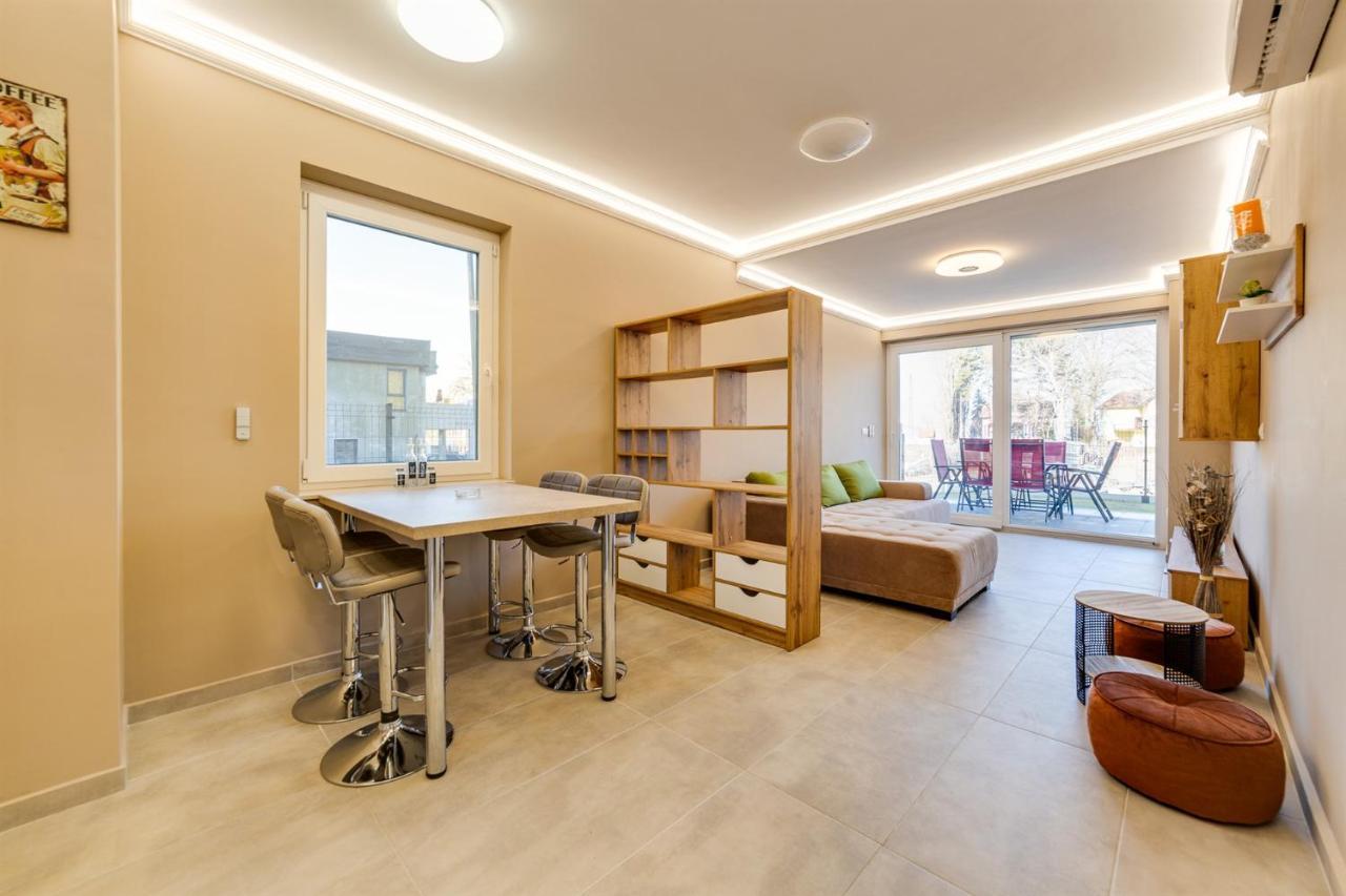 Forest Foeldvar Apartmanok By Bltn Balatonfoldvar Exterior photo