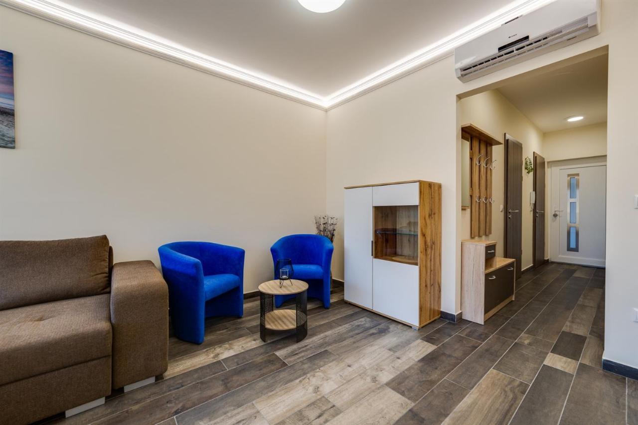 Forest Foeldvar Apartmanok By Bltn Balatonfoldvar Exterior photo